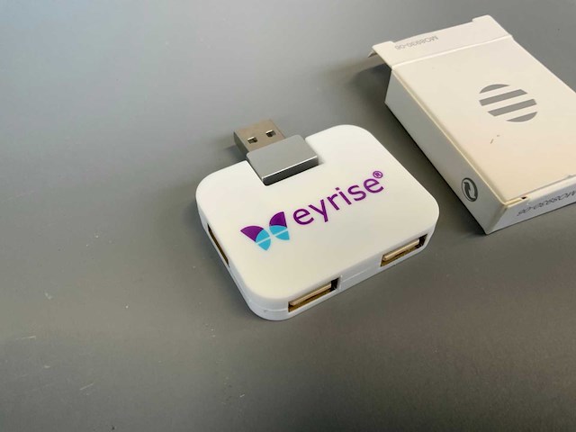 Eyrise 4-delige usb-poorthouder (55x) - afbeelding 3 van  4