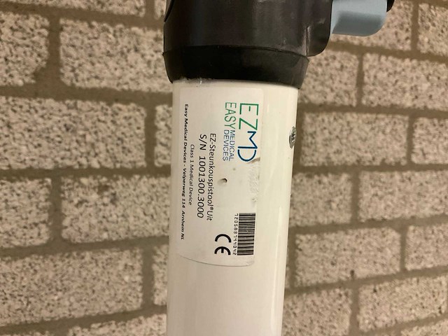 Ezmd medisch elektrisch hulpmiddel | aan- en uittrekhulp - steunkous - afbeelding 9 van  11