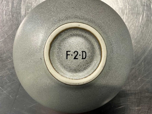 F-2-d - partij schaaltjes - afbeelding 3 van  3