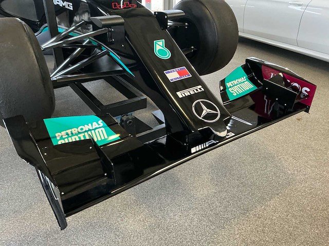 F1 race simulator - afbeelding 7 van  37