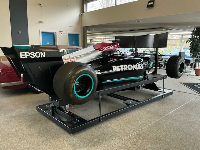 F1 race simulator - afbeelding 34 van  37