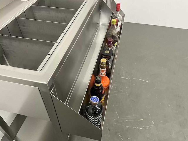F2 - rvs cocktailstation - afbeelding 9 van  13