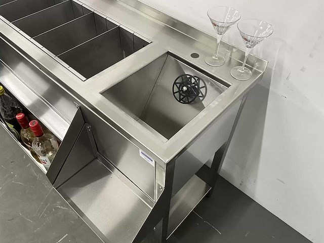 F2 - rvs cocktailstation - afbeelding 11 van  13
