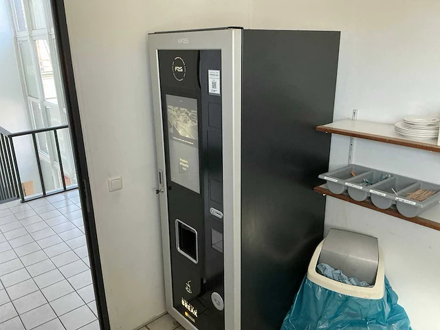 F2s winning t 21,5” e8 koffiemachine - afbeelding 1 van  8