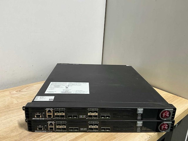 F5 big-ip i4000 netwerk regelaar (2x) - afbeelding 1 van  6