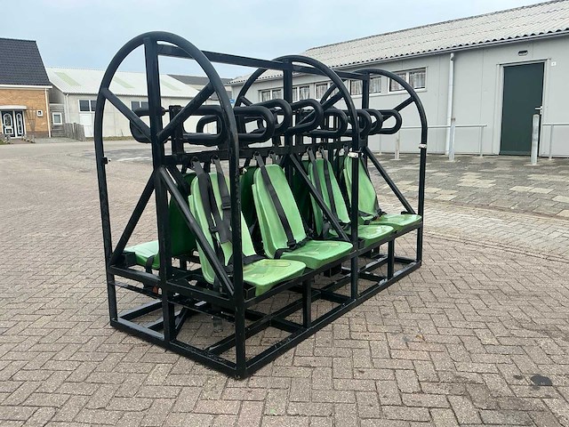 Fabbri fun fair ride seating 8 seats overige attractie - afbeelding 7 van  10