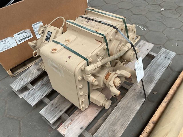 Fabco transfer transmission - afbeelding 1 van  9