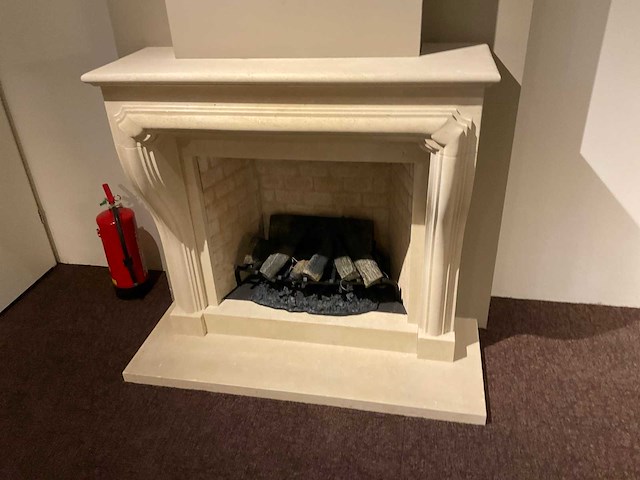 Faber sylverton natuursteen schouw met elektrische kachel zonder afstandsbediening - afbeelding 3 van  5