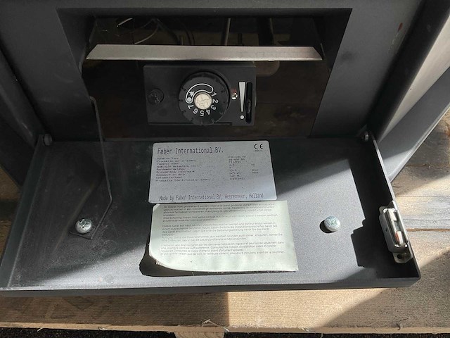 Faber vrijstaande gaskachel - afbeelding 5 van  5