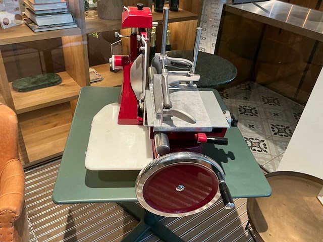 Fac (italië) - 2018 - f 300 vo - vliegwiel snijmachine - afbeelding 9 van  13