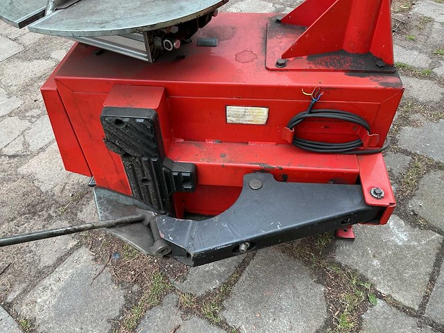 Facom utm 300 banden de-en montageapparaat - afbeelding 9 van  13