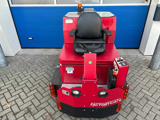 Factory cat - xr - schrob/zuigmachine - afbeelding 5 van  27