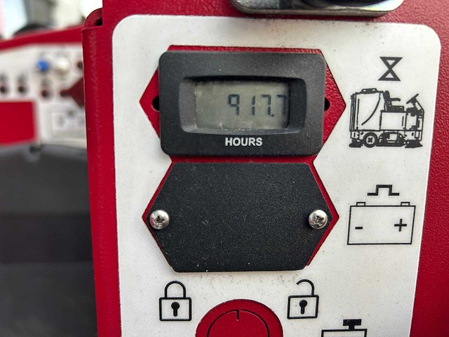 Factory cat - xr - schrob/zuigmachine - afbeelding 8 van  27