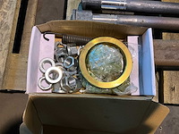 Fad asstomp met splines (9x) - afbeelding 7 van  7