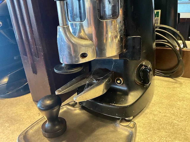 Faema e 78 president espressomachine - afbeelding 2 van  10