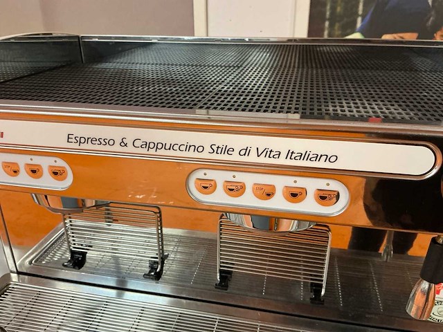 Faema e98 re a/2 + 2x fiorenzato f64 evo – complete professionele barista set (3x) - afbeelding 19 van  19