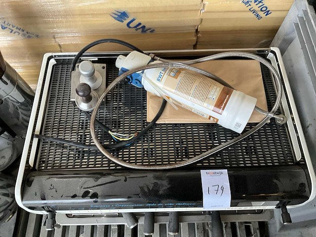 Faema teorema koffiemachine - afbeelding 3 van  9