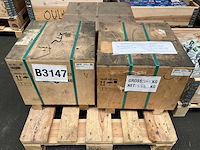 Fag - 23256-k-mb & nu2236-e-m1 - partij industriële lagers - afbeelding 1 van  4