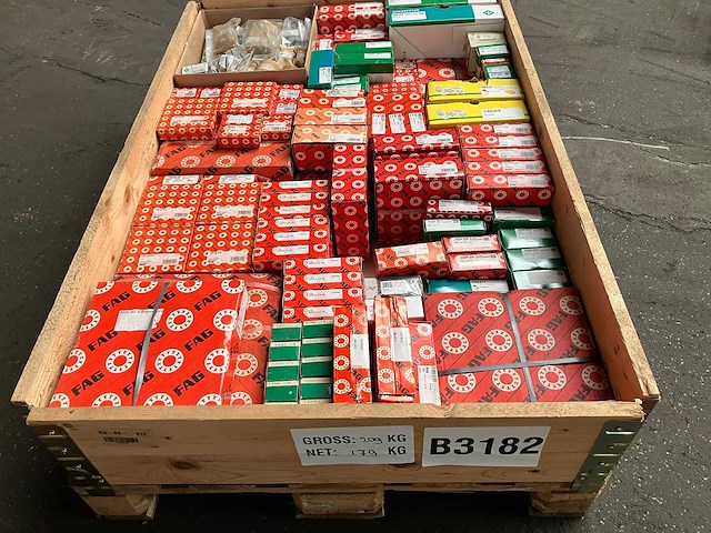 Fag / ina - ball bearings - 179kg - afbeelding 1 van  9
