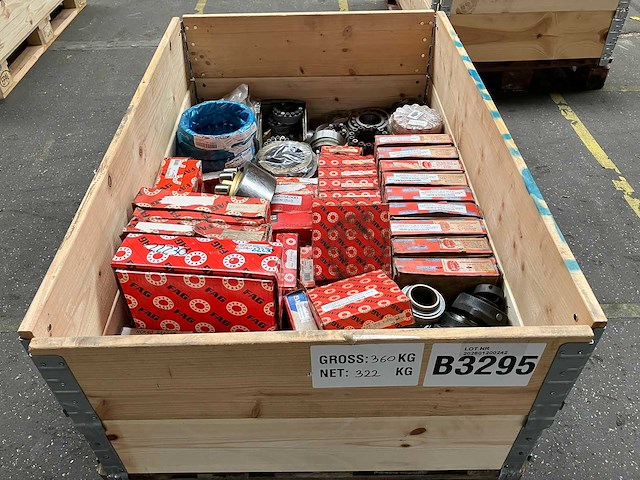 Fag, ringfeder, skf, tollok - partij industriële lagers & spanelementen - afbeelding 1 van  10