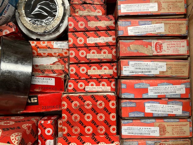 Fag, ringfeder, skf, tollok - partij industriële lagers & spanelementen - afbeelding 9 van  10