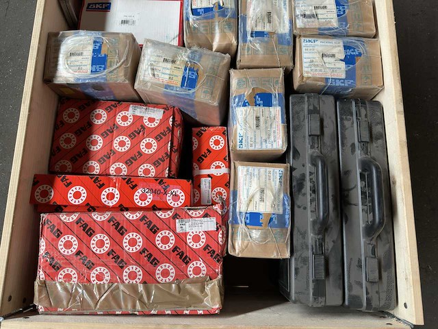 Fag / skf - partij lagers 332kg - afbeelding 2 van  10