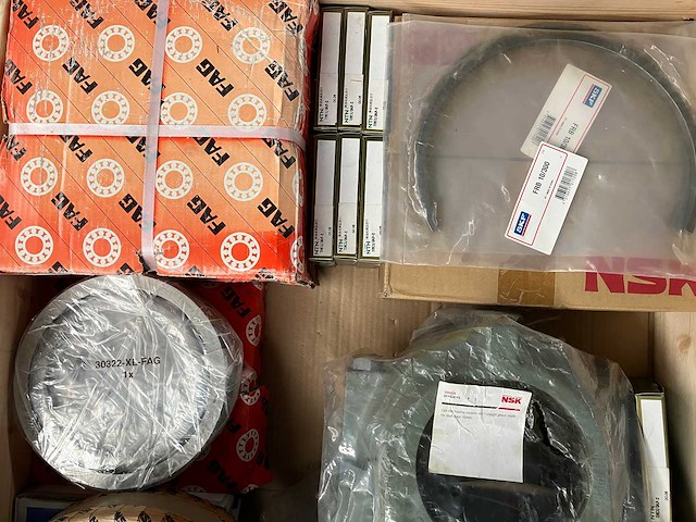 Fag, skf, nsk - partij lagers en lagerhuizen 298kg - afbeelding 4 van  10