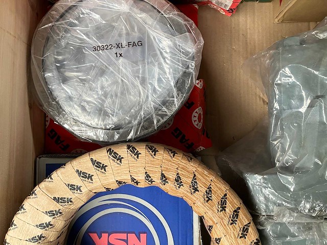 Fag, skf, nsk - partij lagers en lagerhuizen 298kg - afbeelding 8 van  10