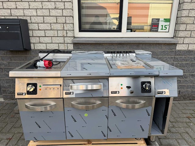 Fagor ongebruikt - bakplaat + frituur - bakkooklijn - afbeelding 2 van  8