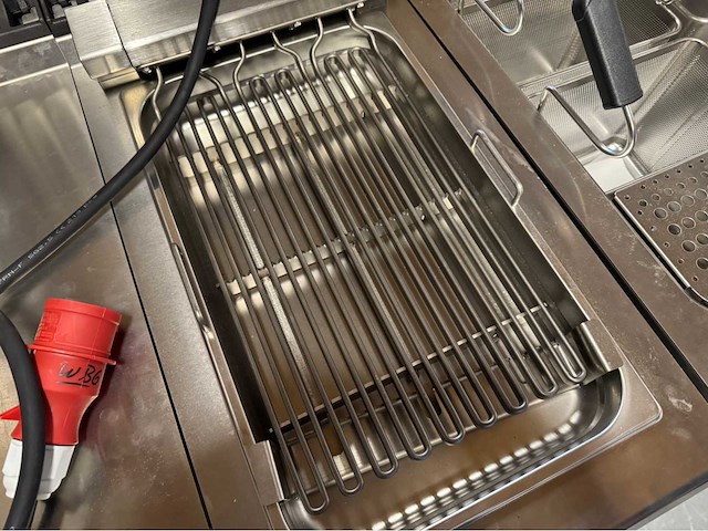 Fagor ongebruikt - grill + pasta koker + nutraal - bakkooklijn - afbeelding 4 van  6