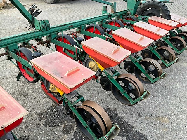 Fahse & co monozentra “s” precisiezaaimachine - afbeelding 17 van  17