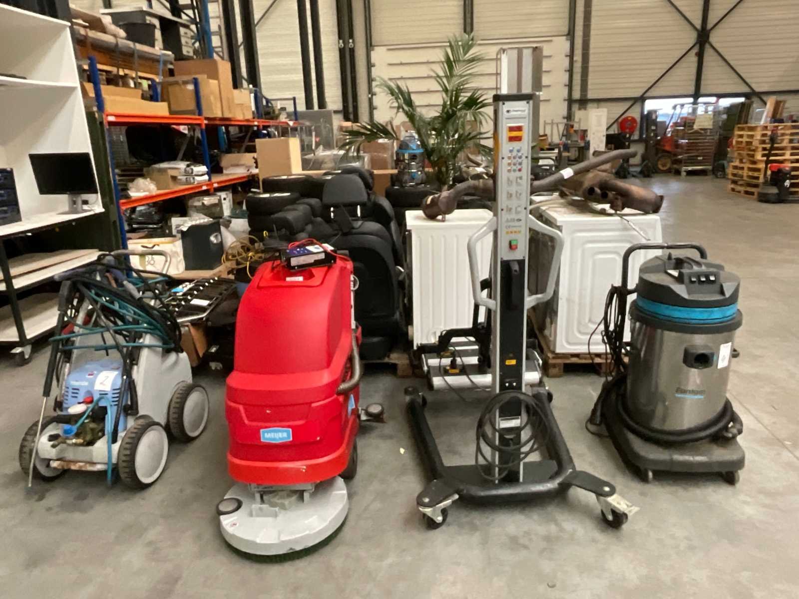 Faillissement autopoetscentrum amsterdam b.v.