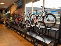 Faillissement cycle trend b.v. – hoogwaardige racefietsen, accessoires, partijen voorraad, werkplaats en overige inventaris