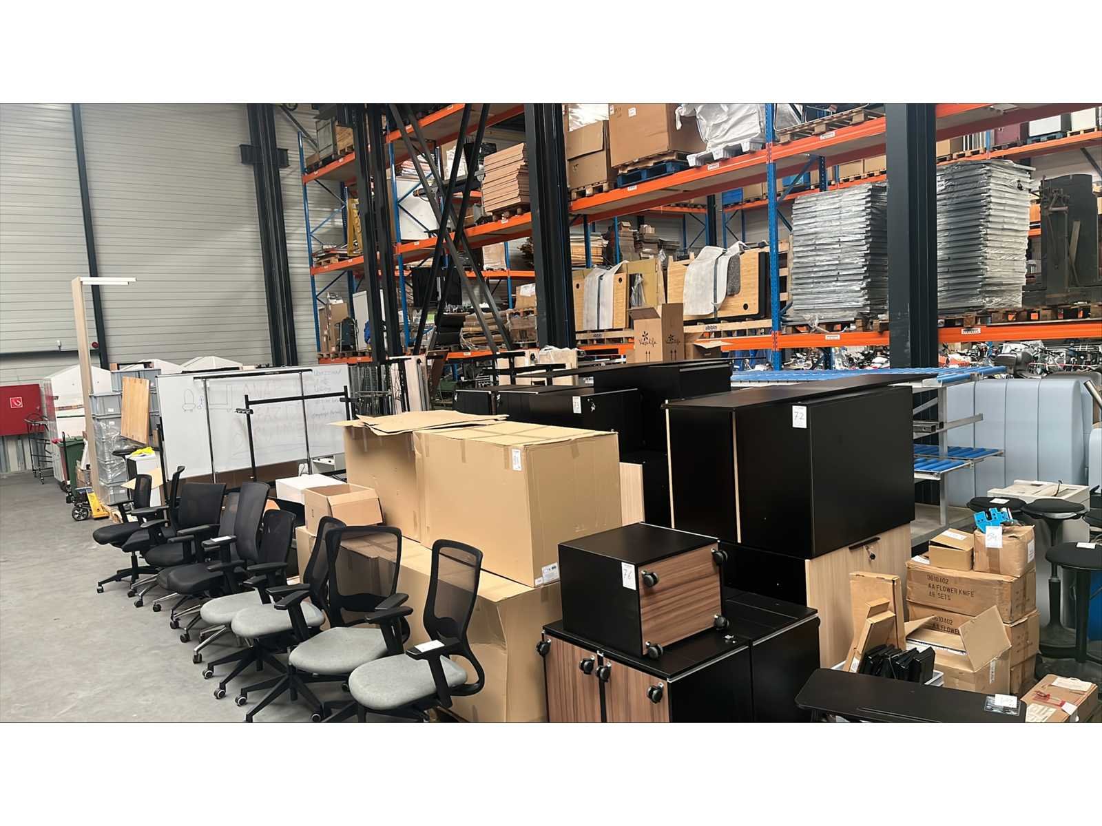 Faillissement paardekooper b.v. | diverse vestigingen