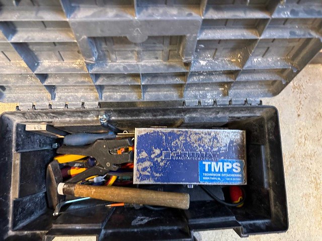 Faillissement tmps technical support b.v. complete inventaris kantoor en gereedschappen - afbeelding 36 van  81