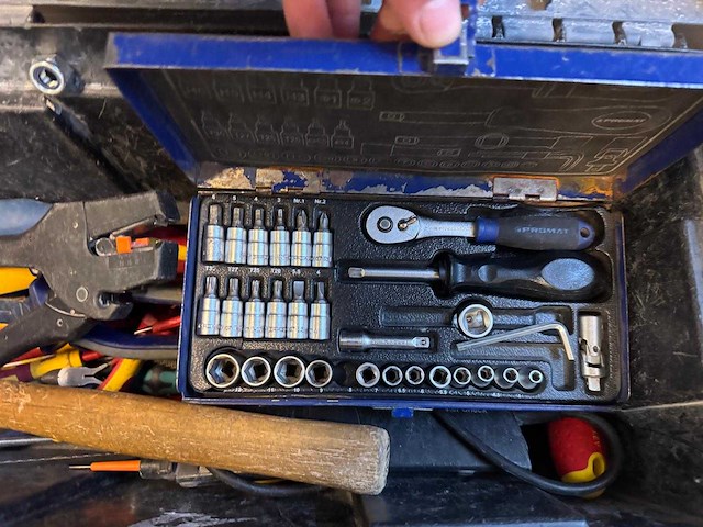 Faillissement tmps technical support b.v. complete inventaris kantoor en gereedschappen - afbeelding 3 van  82