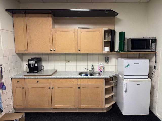 Faillissement tmps technical support b.v. complete inventaris kantoor en gereedschappen - afbeelding 6 van  82