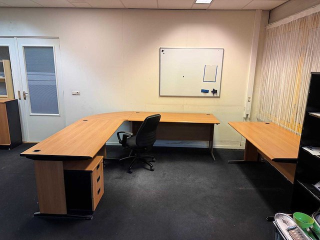 Faillissement tmps technical support b.v. complete inventaris kantoor en gereedschappen - afbeelding 32 van  82