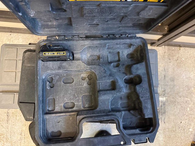 Faillissement tmps technical support b.v. complete inventaris kantoor en gereedschappen - afbeelding 35 van  82