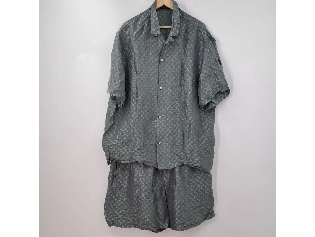 Faillissementsveiling: exclusieve kleding en horloge