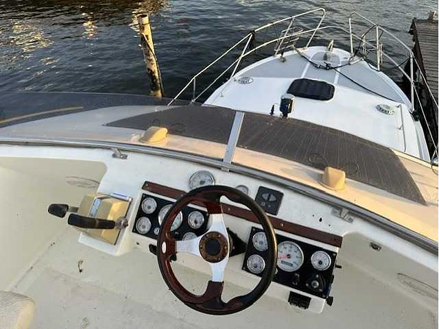 Fairline - 32 - motorjacht - afbeelding 3 van  29