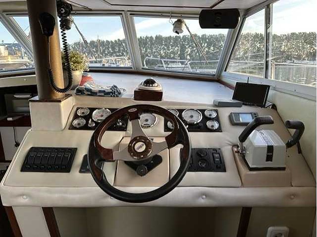 Fairline - 32 - motorjacht - afbeelding 4 van  29