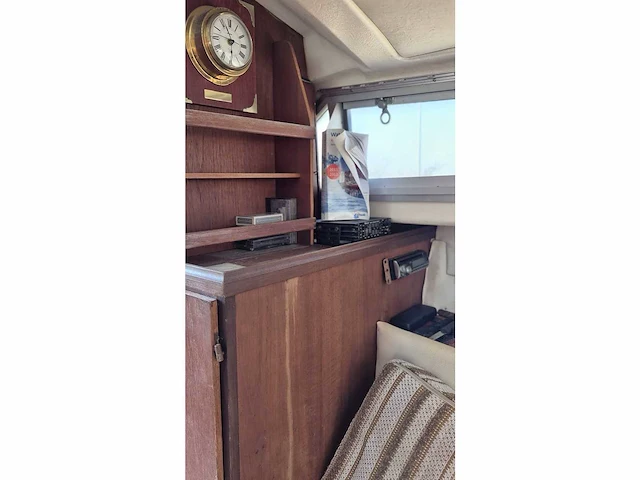 Fairline - weekender 24 - motor yacht - 1980 - afbeelding 14 van  15