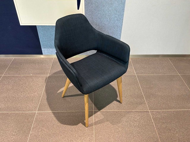 Fairwood kantinetafel met stoelen - afbeelding 5 van  7
