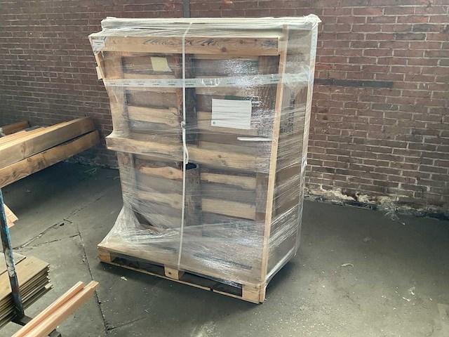 Fakro - raam ral 7016 antraciet 1340x1400 mm - afbeelding 1 van  4