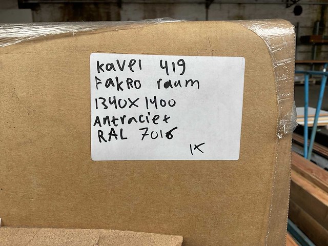 Fakro - raam ral 7016 antraciet 1340x1400 mm - afbeelding 4 van  4