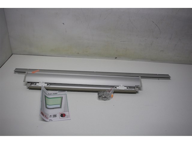 Fakro rolgordijn verduisterend marineblauw - afbeelding 5 van  5