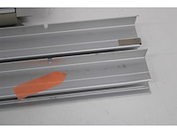 Fakro verduisteringsgordijn 55x78cm donkerblauw - afbeelding 6 van  6