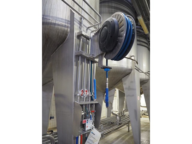 Falcom - afbeelding 2 van  6