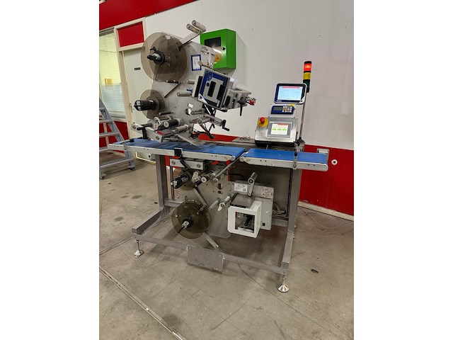 Falcon - afbeelding 1 van  10